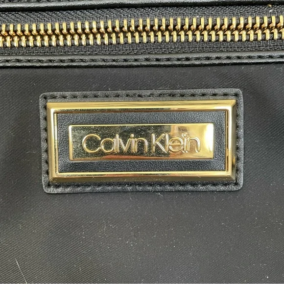 Calvin Klein backpack - Picture 8 of 9